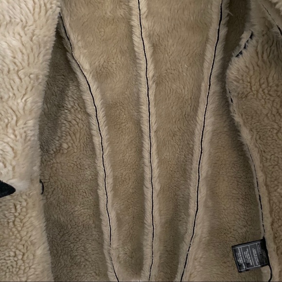 🎉HP! Navy BB Dakota Faux Shearling Jacket - Picture 8 of 8